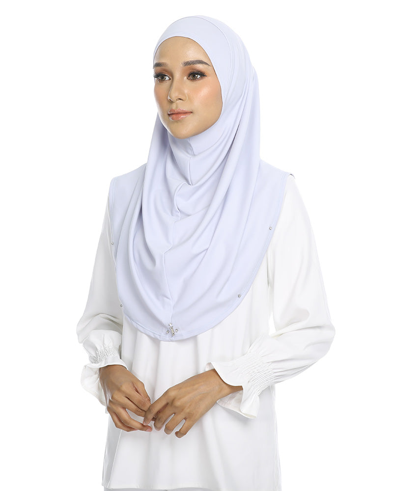 Delila Instant Shawl in Cotton Boll