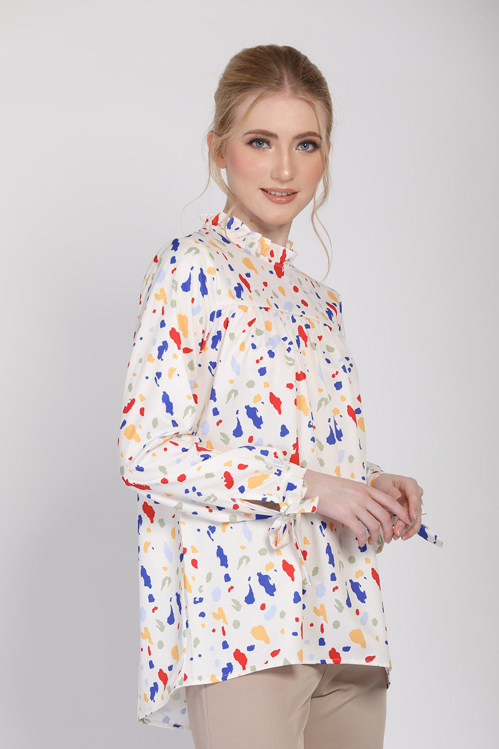 The Ceria Blouse in Brush Paints