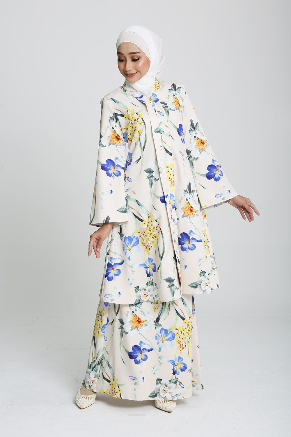 The Reunion Kimono Blouse & Skirt Set in Apricot